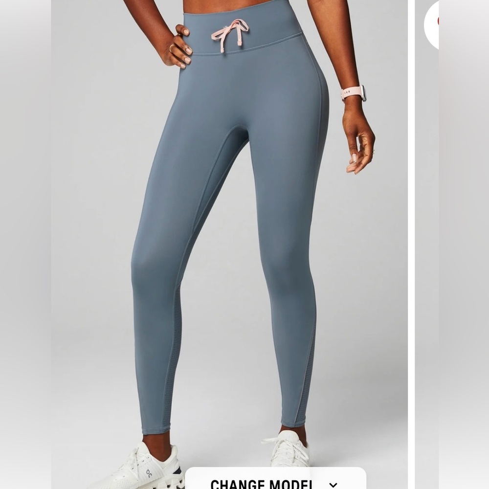 Brand new without tags Stride 9 Motion365+ HR-Legging storm cloud medium